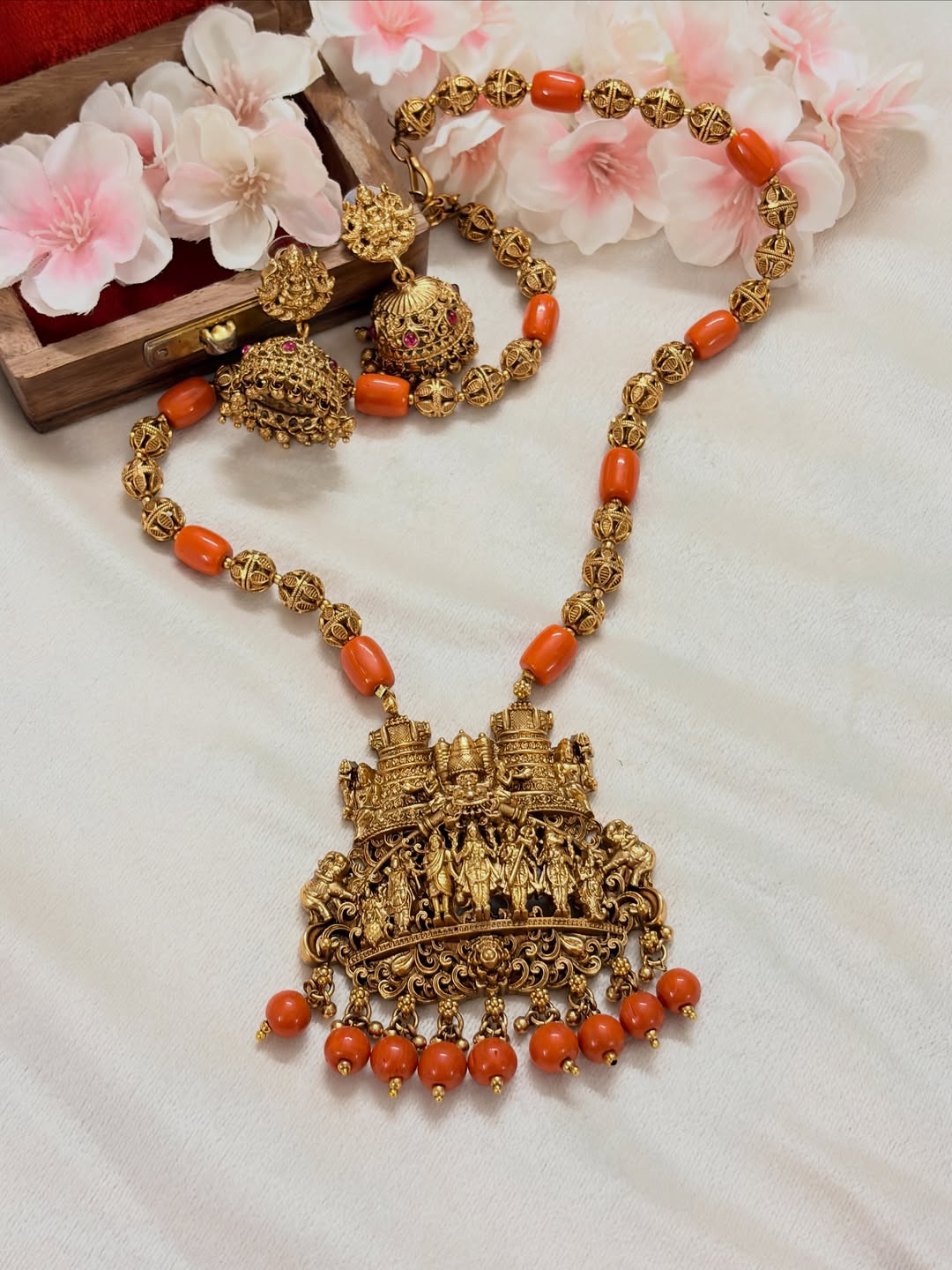 Gina Collections Instagram Feed 2