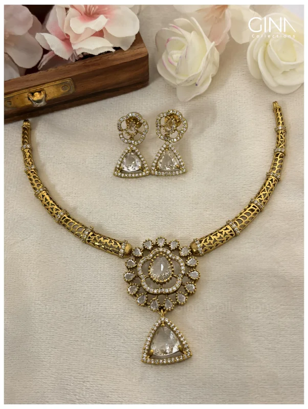 Enticing White Hasli Necklace