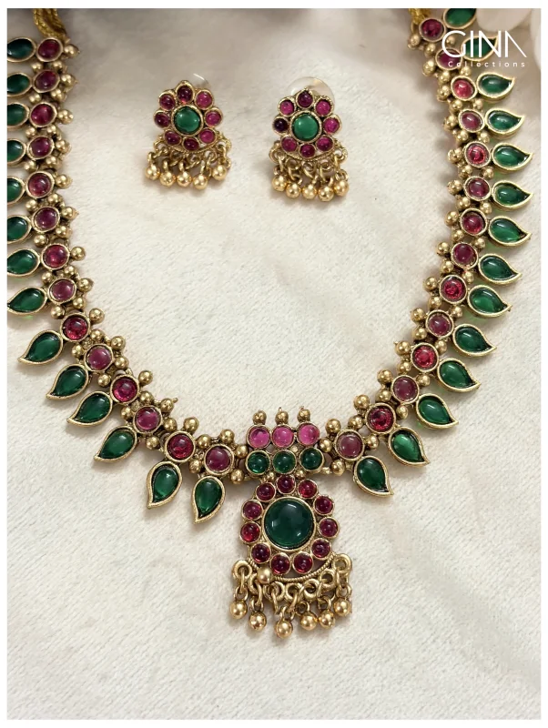 Gina Basic Ruby Green Palakka Mango Necklace Alternative View