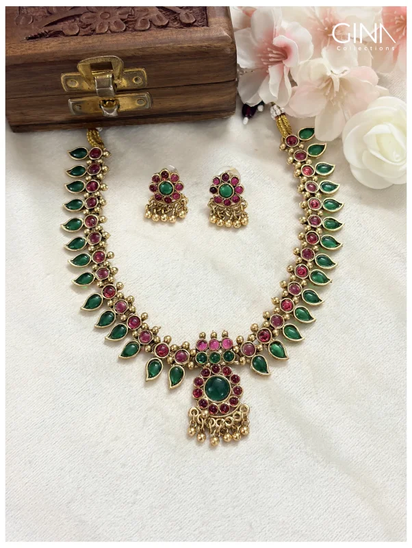 Gina Basic Ruby Green Palakka Mango Necklace