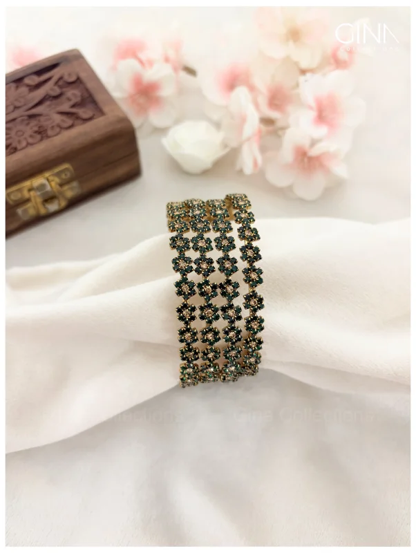 Mini Emerald Floral set of 4 Bangles Alternative View