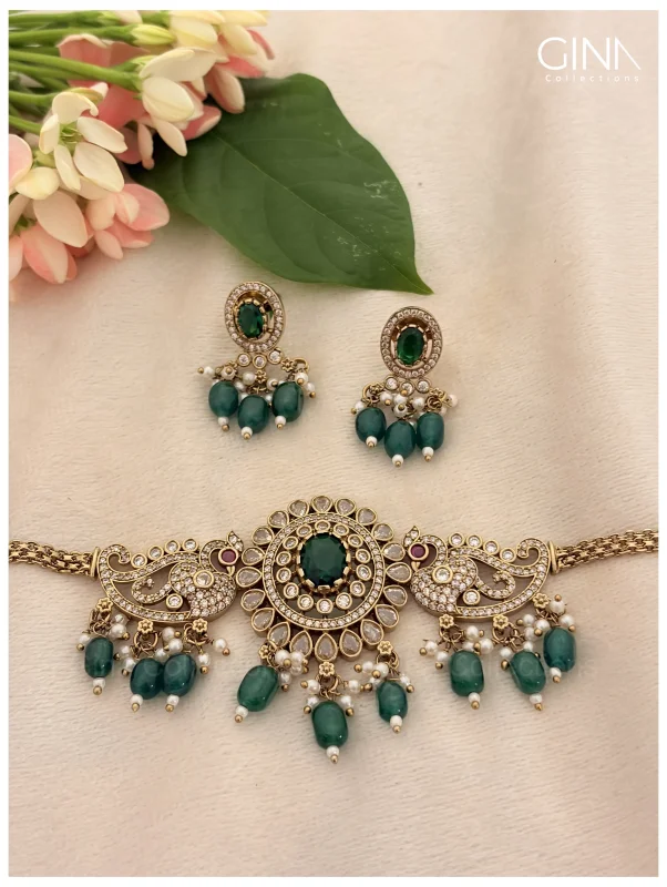 Peacock Emerald Drops Choker