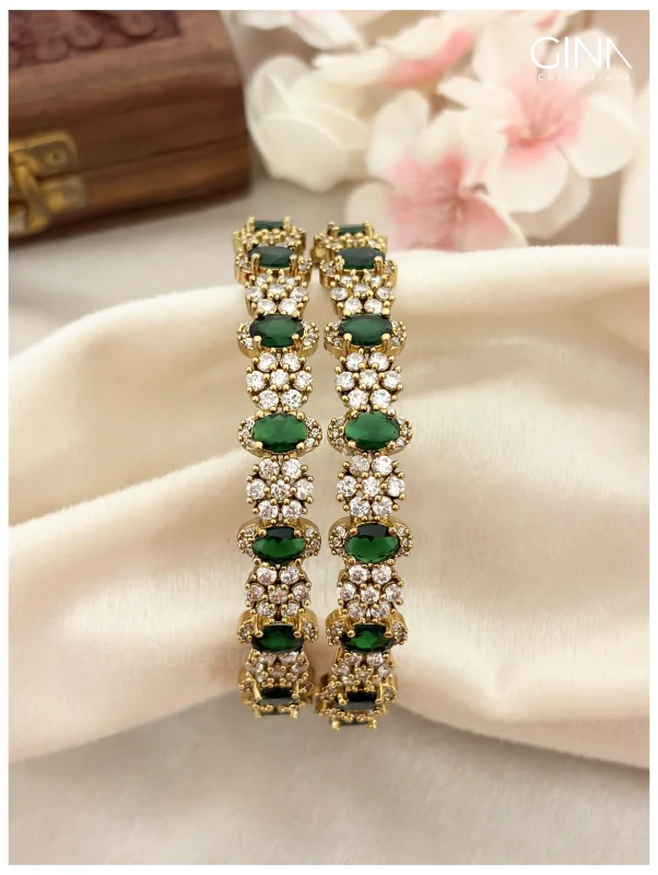 Beautiful Victorian Emerald AD Bangles Alternative View