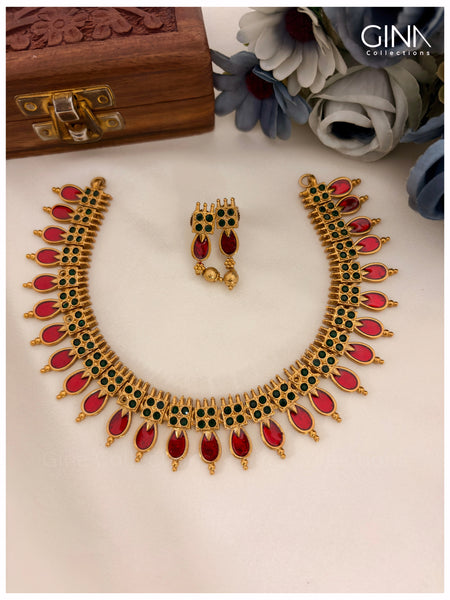 Traditional Nagapadam Necklace with Earrings
