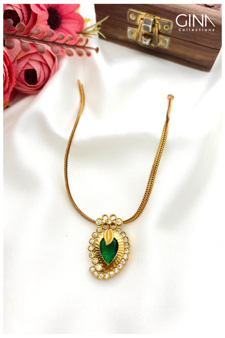 Emerald Mango Pendant with Chain Alternative View