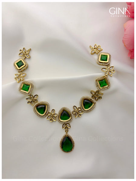 Emerald Reverse Kundan AD Necklace Set with Earrings Alternative View