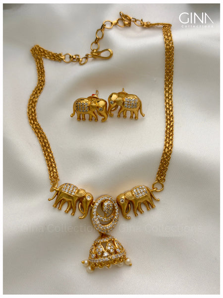 Gajashree Temple Choker - Classic White