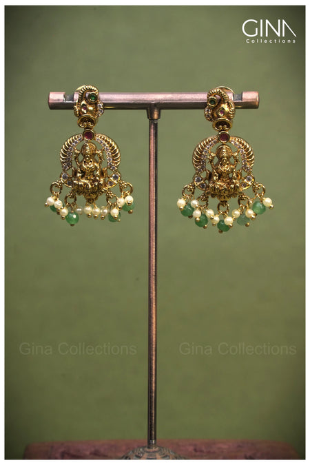 Handmade Nakshi Emerald Necklace Set Alternative View