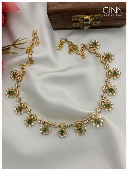 Intricate Emerald and CZ Stones Garlan Necklace wih Earrings Alternative View