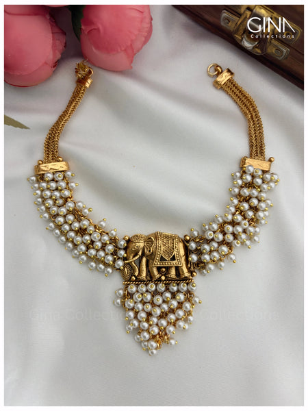 Pearls Elephant Necklace with Earring Alternative View