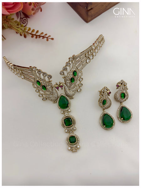 Royal Mayuri Emerald Necklace Set with Earrings