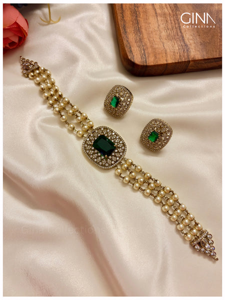 Three Lined Pearl Choker with Square and Bold Emerald Pendant