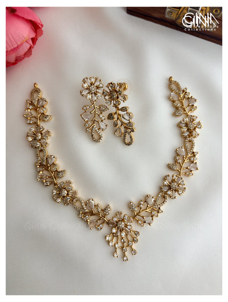 White AD Stone Garland Necklace with Earrings