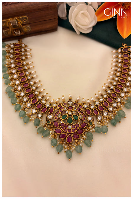 Buy Kemp Elegant Necklace with Pearl Ups and Emerald Drops Alternative View