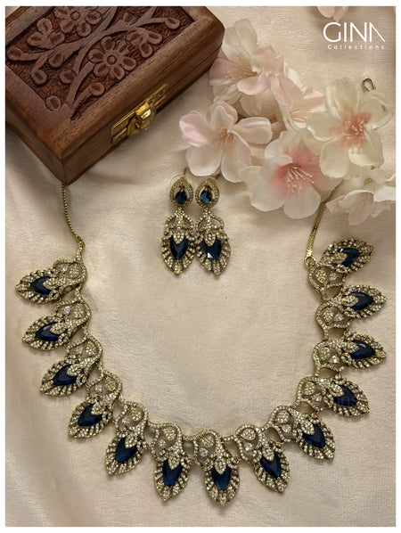 Royal Blue Stone Necklace Alternative View