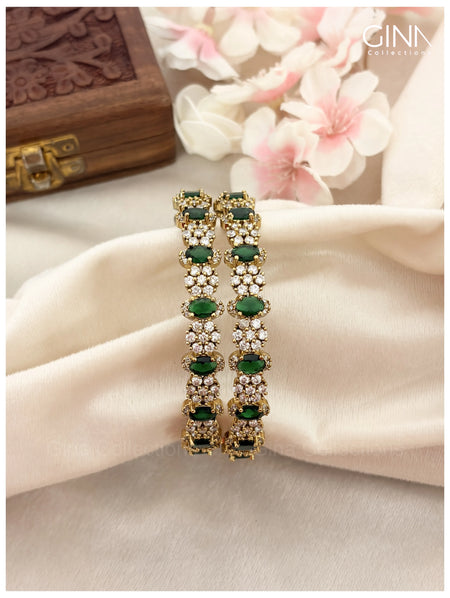Beautiful Victorian Emerald AD Bangles