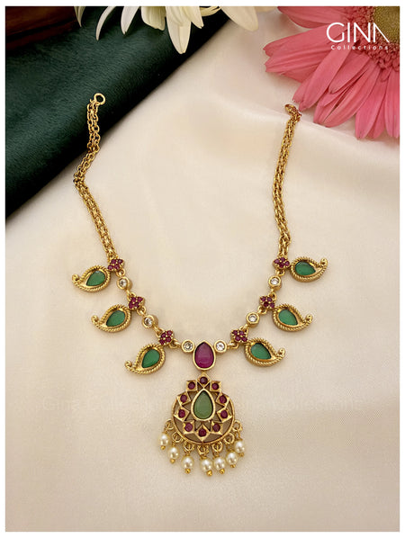 Traditional Palakka Mango Design Necklace Set Alternative View