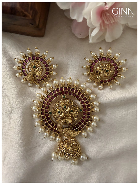 Mayura Kemp Pendant & Earrings
