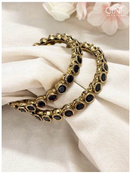 Vintage Gold Tone with Black Stones Bangles Alternative View