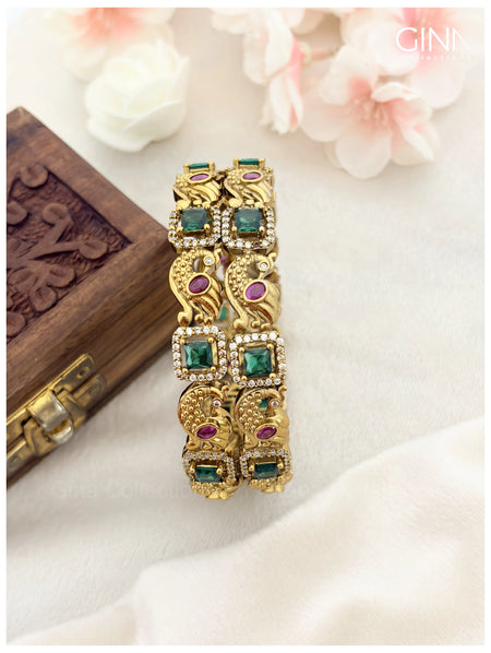 Beautiful Mayura Emerald Bangles