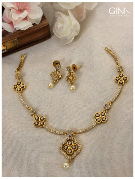 Floral Diamond and Pearl Necklace Set